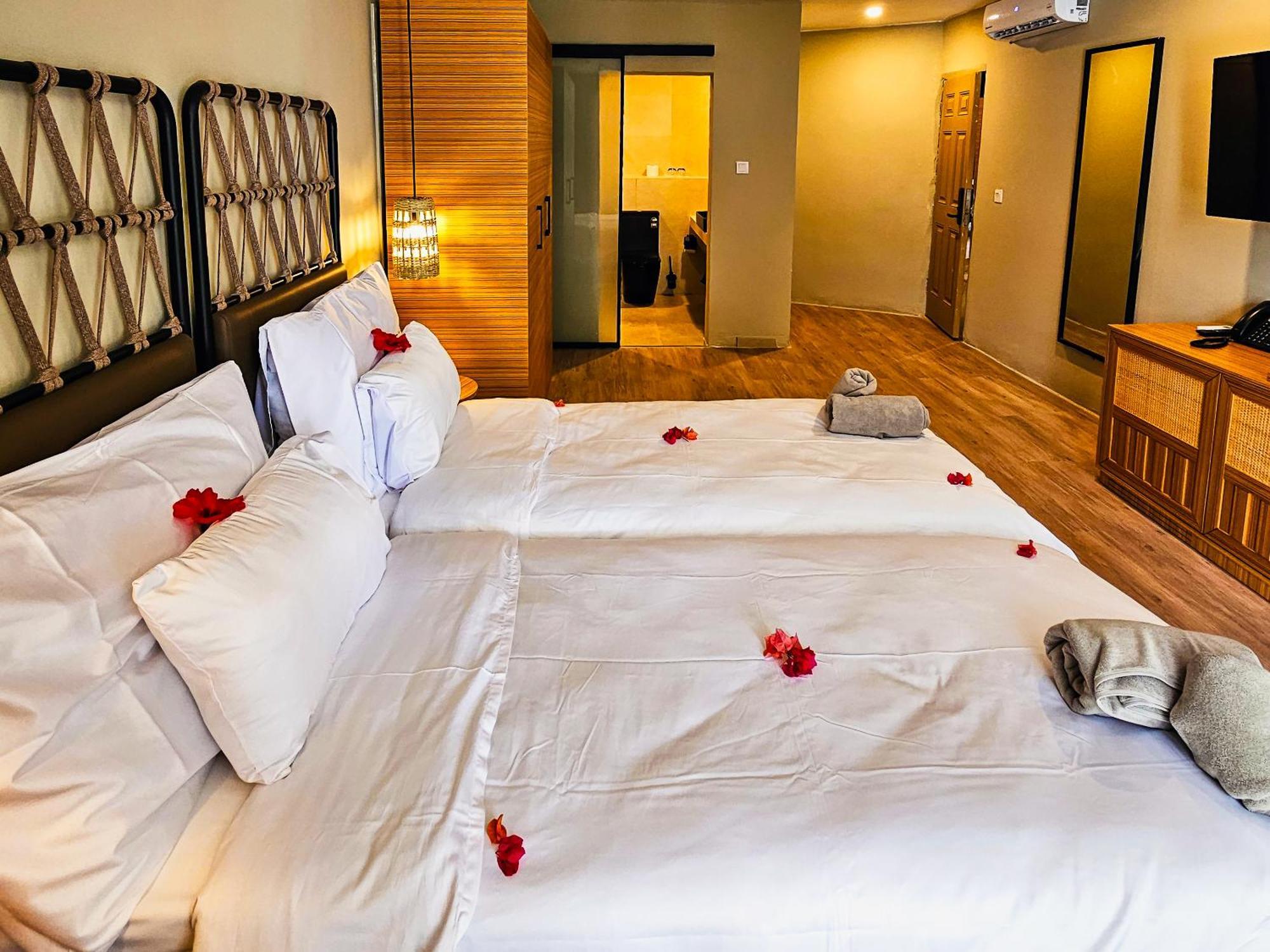 Kombo Beach Resort Serekunda Kültér fotó