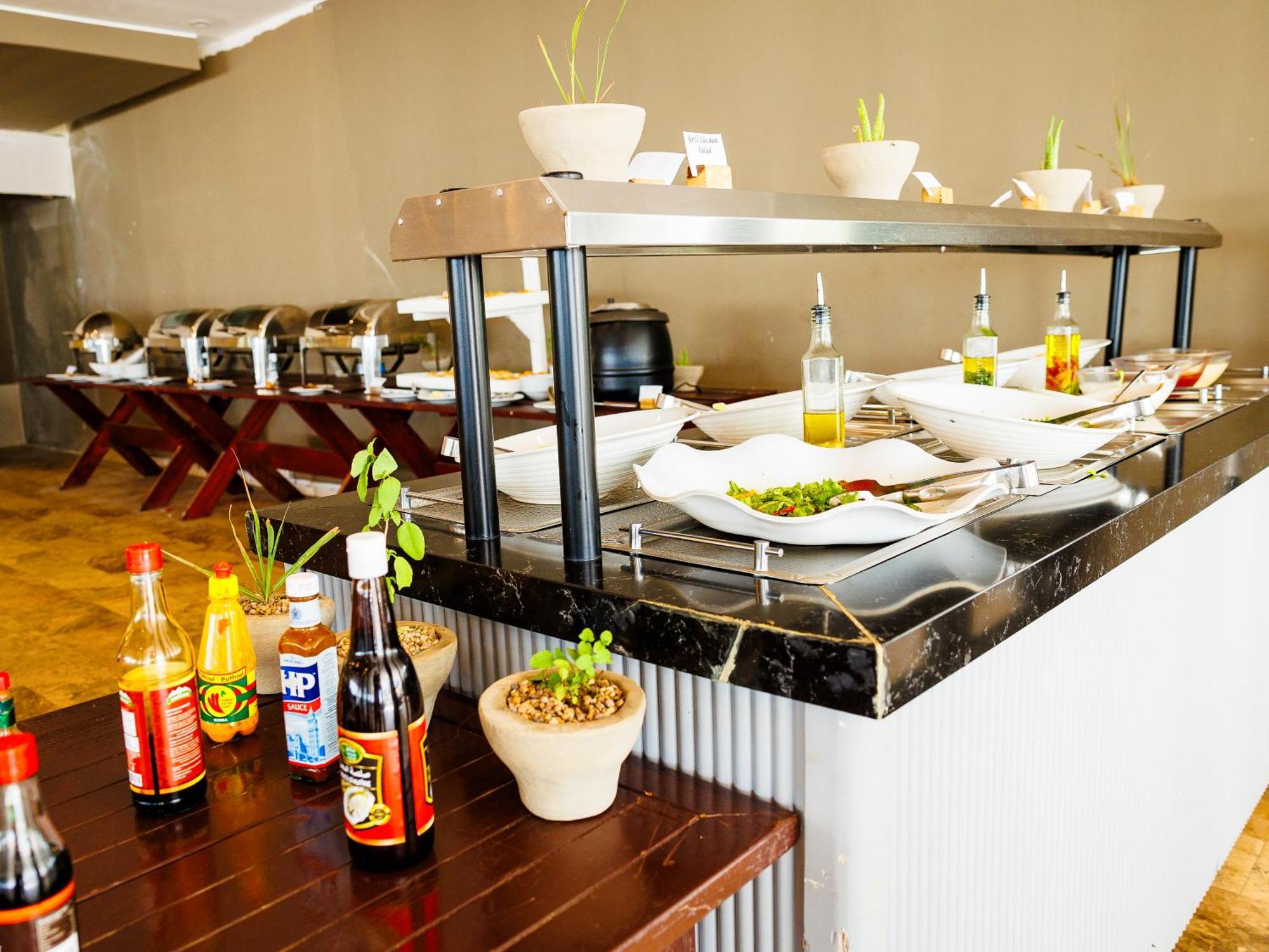 Kombo Beach Resort Serekunda Kültér fotó